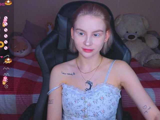 प्रसारण स्क्रीनशॉट barbieee-doll