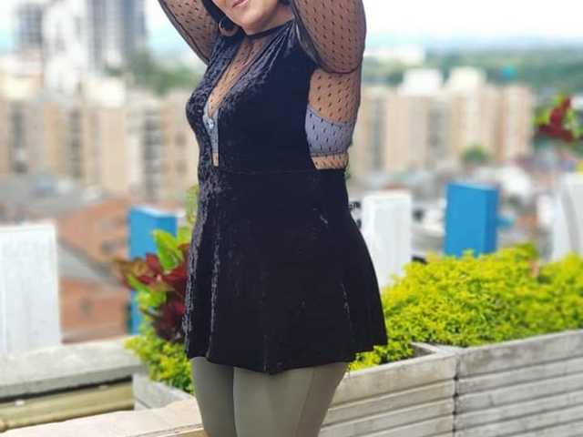 प्रोफ़ाइल की तस्वीर BBWCLOE