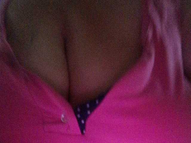 प्रसारण स्क्रीनशॉट BBWsexiri77