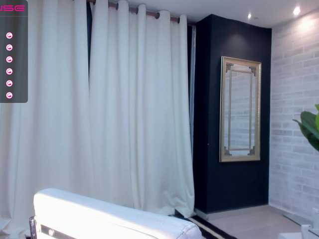 प्रसारण स्क्रीनशॉट BeccaRoberts