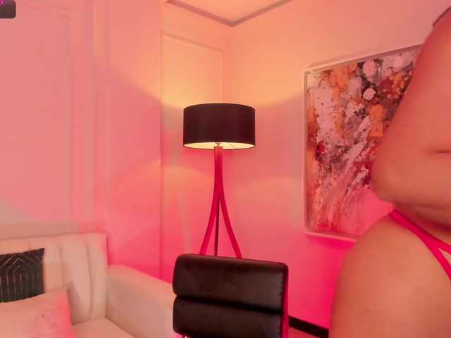 प्रसारण स्क्रीनशॉट BeccaRoberts