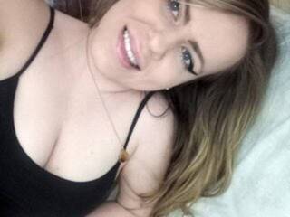 कामुक वीडियो चैट Bell19