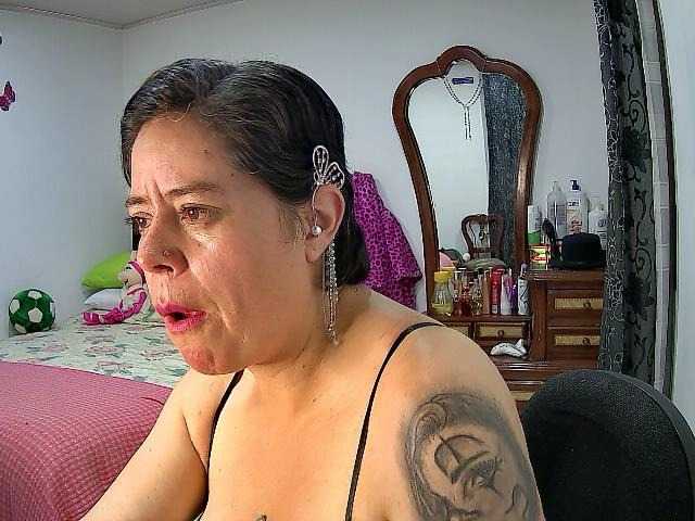 प्रसारण स्क्रीनशॉट bella-devil