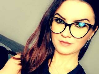 कामुक वीडियो चैट Bella-Diamond