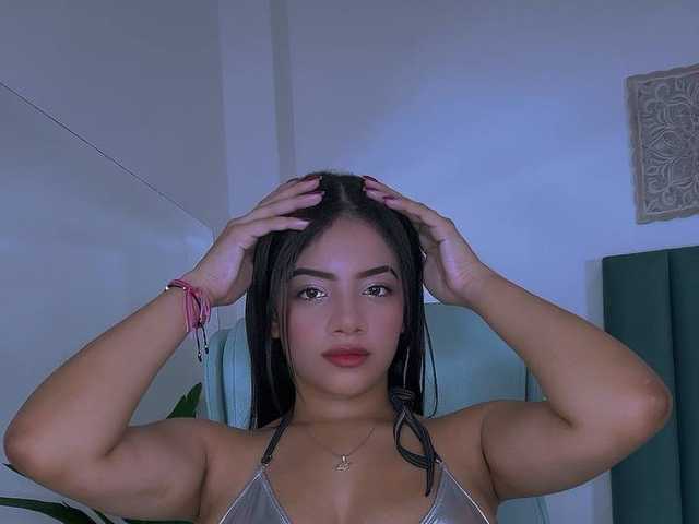 प्रोफ़ाइल की तस्वीर BellaaFox