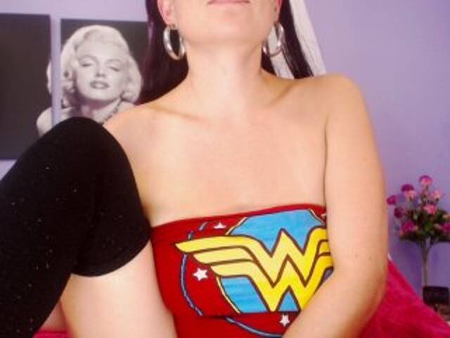 प्रसारण स्क्रीनशॉट Bellaknoxx