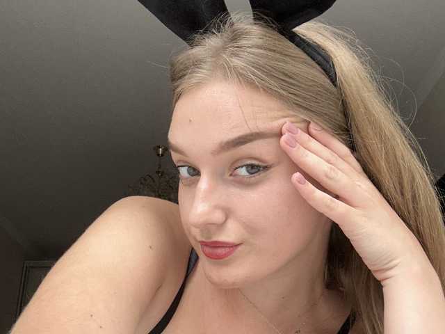 प्रोफ़ाइल की तस्वीर Bellatrisssaaa