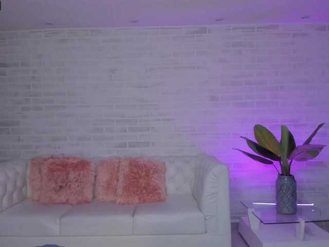 प्रसारण स्क्रीनशॉट BellePearson