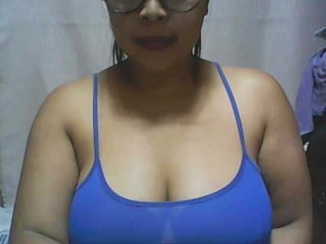 तस्वीरें big-asssexy welcome in my room guys,flash 25tkn tits or pussy or ass,start privat if u want good show.at goal i am naked and cum for u.thank u kis***iss