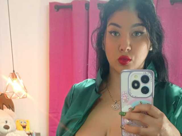प्रोफ़ाइल की तस्वीर bigboobsrose1