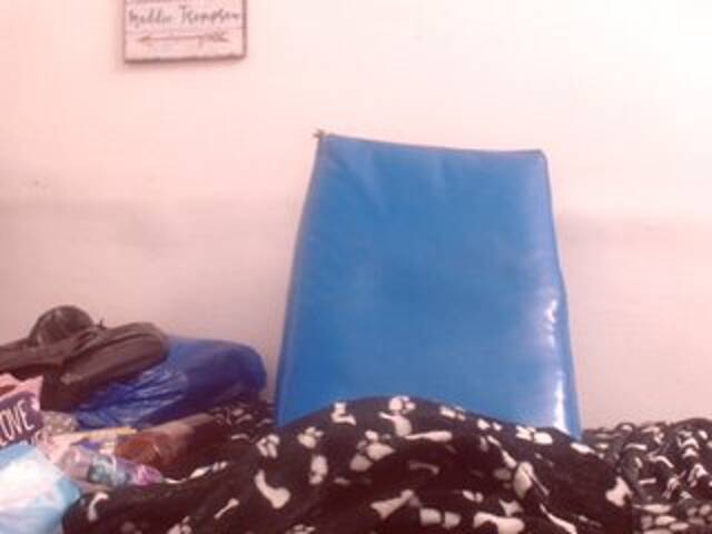 प्रसारण स्क्रीनशॉट BigBustyBlack