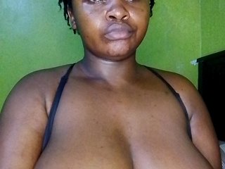 कामुक वीडियो चैट bigtitsqueen33