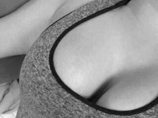 कामुक वीडियो चैट Billie24