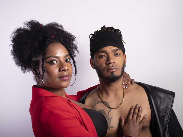 प्रोफ़ाइल की तस्वीर Black-Couple