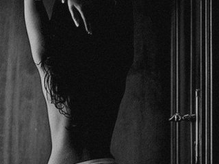 प्रोफ़ाइल की तस्वीर Blackbarbie7