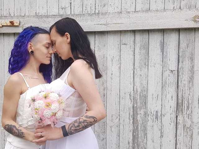 प्रोफ़ाइल की तस्वीर BlackCherryes