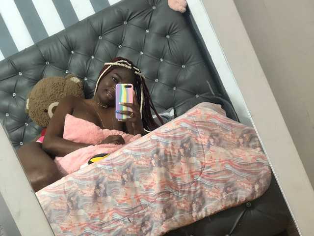 प्रोफ़ाइल की तस्वीर Blackdoll1