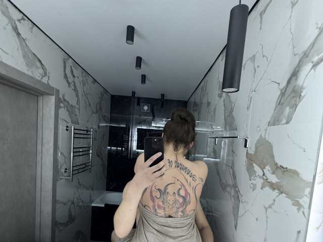 प्रोफ़ाइल की तस्वीर BlackFox19