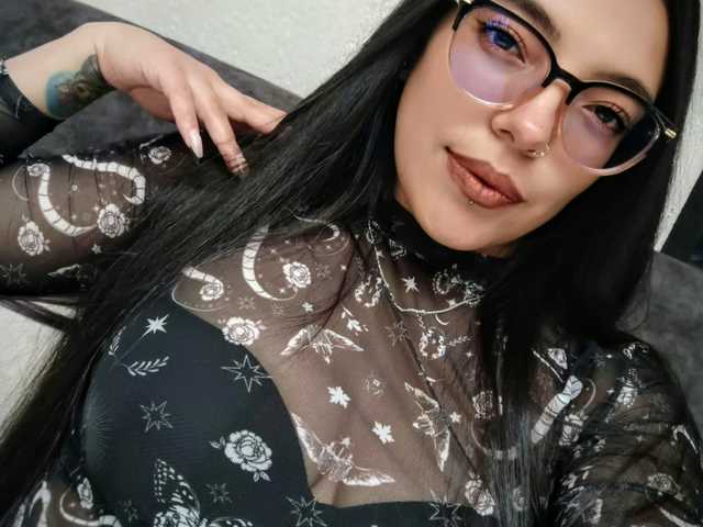 प्रोफ़ाइल की तस्वीर BlackMavis