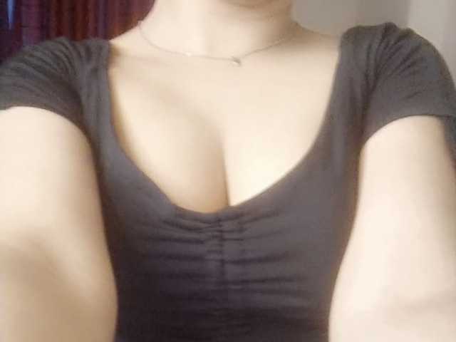प्रोफ़ाइल की तस्वीर blackqueen96