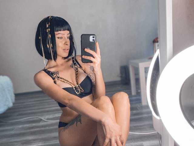 प्रोफ़ाइल की तस्वीर PONI_DI