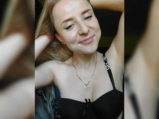 प्रसारण स्क्रीनशॉट blonde-kisses
