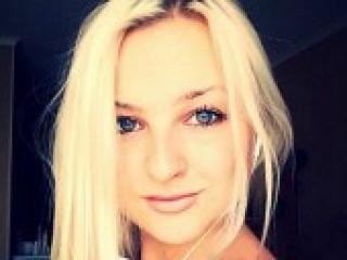 प्रोफ़ाइल की तस्वीर blondehot