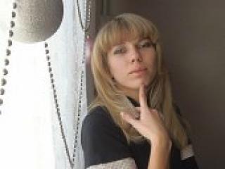 प्रोफ़ाइल की तस्वीर blondlora