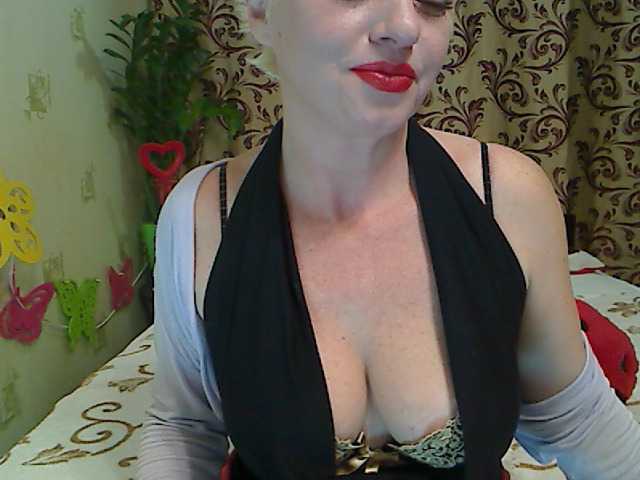 प्रसारण स्क्रीनशॉट BlondySquirt