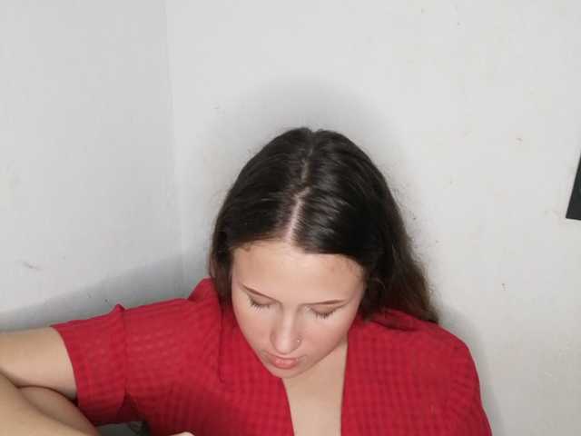 प्रसारण स्क्रीनशॉट anyANDkriss