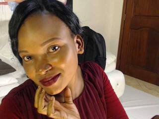 कामुक वीडियो चैट boobebony