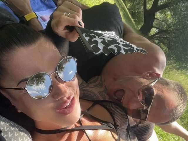 प्रोफ़ाइल की तस्वीर Casual_couple_in_love