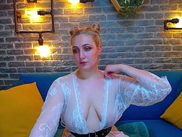 प्रसारण स्क्रीनशॉट Brandy-Rae