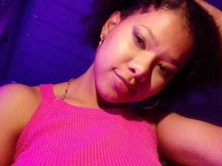 कामुक वीडियो चैट Brhisney_