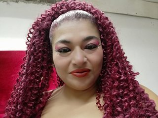 कामुक वीडियो चैट BrianaSquirt