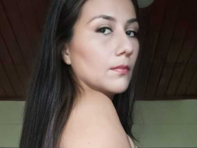 प्रोफ़ाइल की तस्वीर brittannyhot