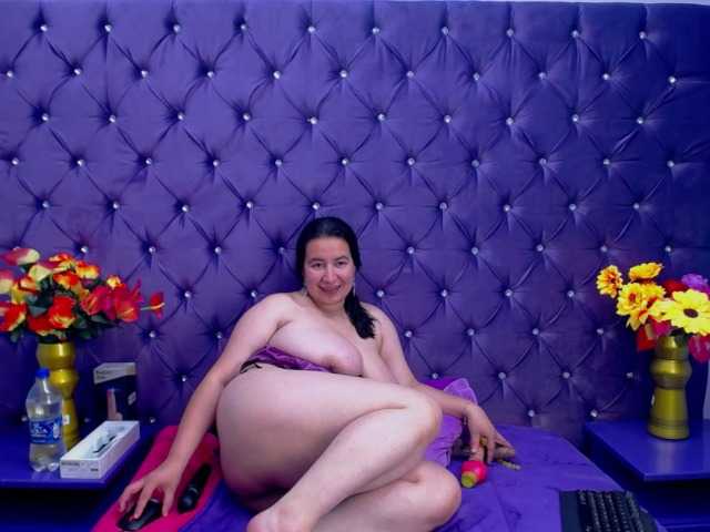 तस्वीरें BulmaPrinces I am a beautiful and very hot girl I love playing everything #bigboobs #bbw #curvy #natural I LOVE ANAL ....