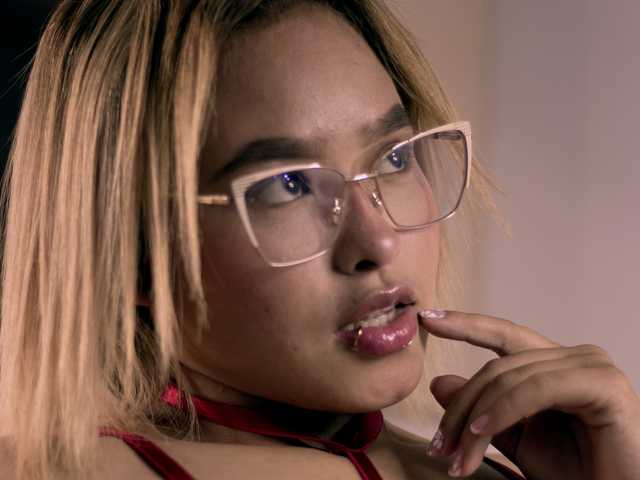 प्रोफ़ाइल की तस्वीर CamiilaGlow