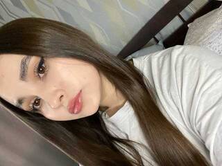 कामुक वीडियो चैट CamillaMay