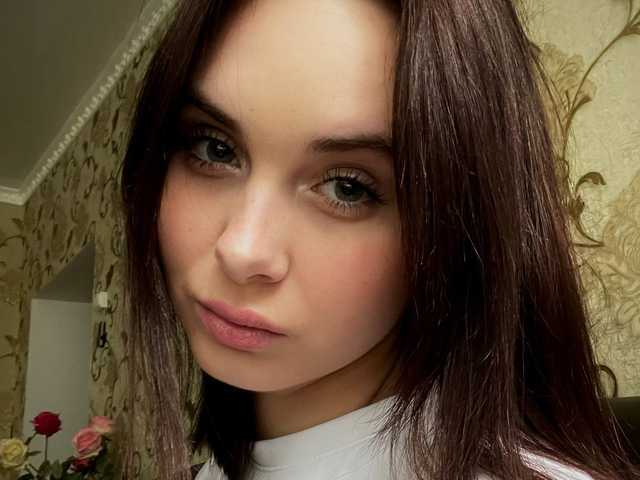 प्रोफ़ाइल की तस्वीर CANDY-LIPS-GIRL
