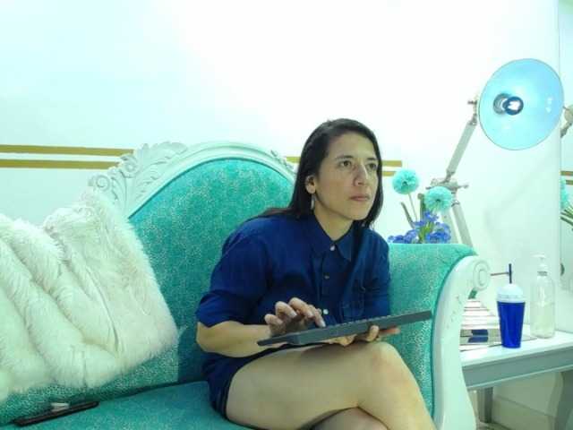 प्रसारण स्क्रीनशॉट CandyAndRoose