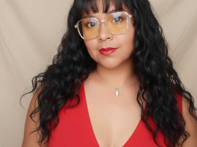 प्रोफ़ाइल की तस्वीर CandyBrowm