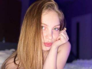 कामुक वीडियो चैट CandyDragon