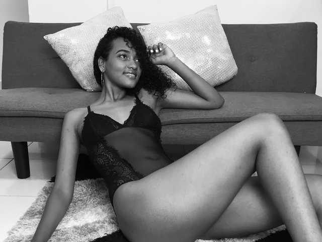 खाते की फोटो Candy_ebony21