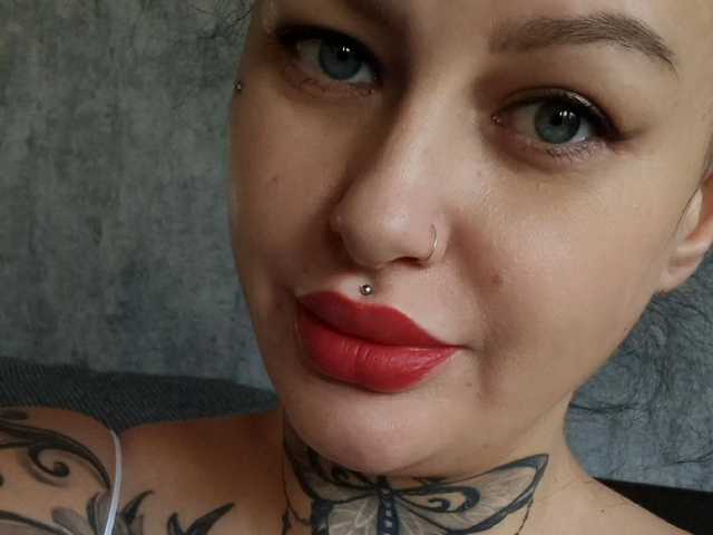 प्रोफ़ाइल की तस्वीर CannabisQueen