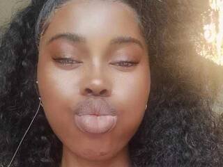 कामुक वीडियो चैट CaramelCandy