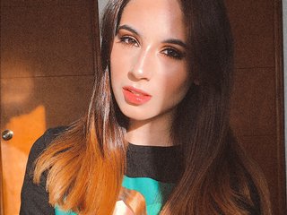 प्रोफ़ाइल की तस्वीर carolinamira
