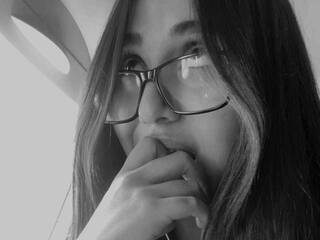 कामुक वीडियो चैट Caroline12