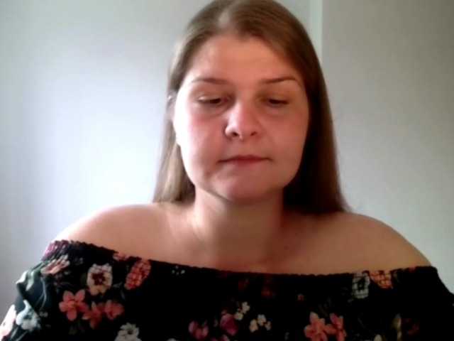 प्रसारण स्क्रीनशॉट CarolineKiss