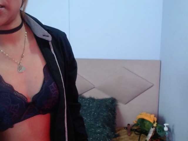 प्रसारण स्क्रीनशॉट CathaLee